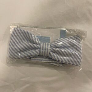 Bella Bliss Blue and White Striped Seersucker Bow Tie Kids OS NWT